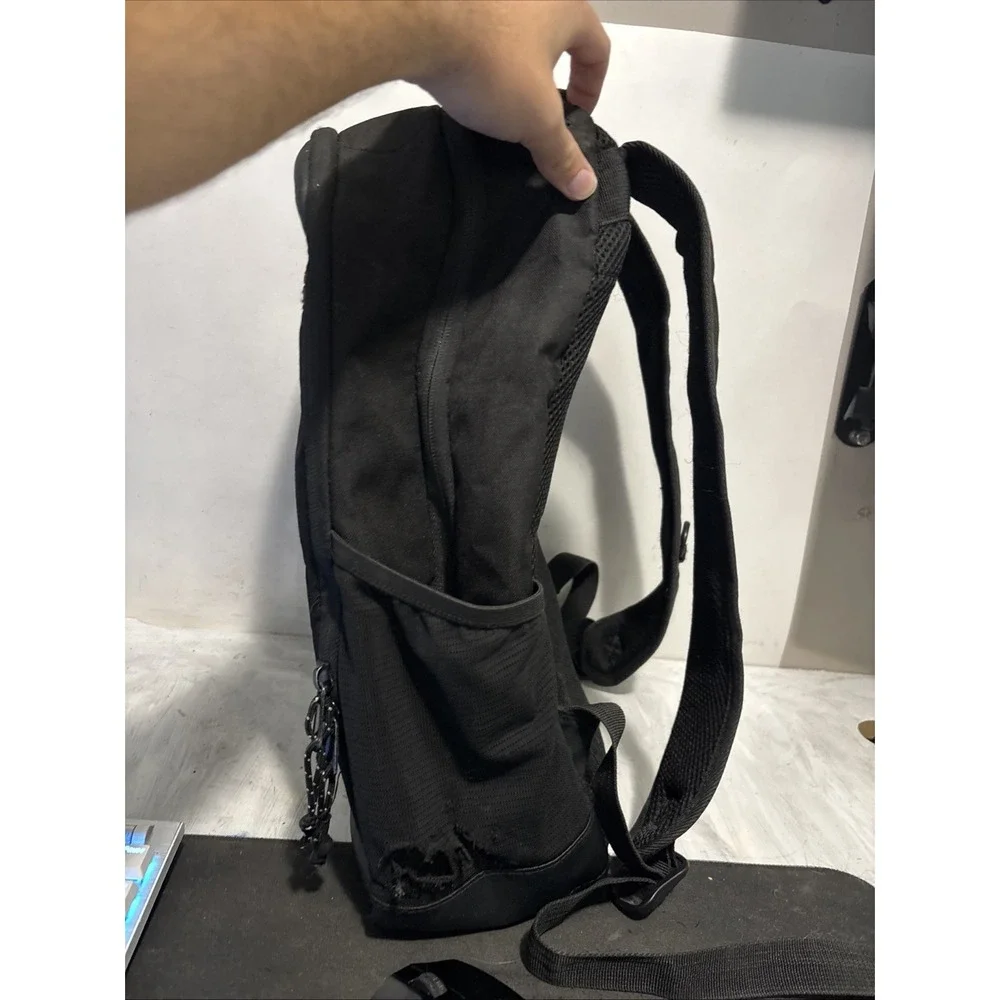 Quiksilver Utility Skate Backpack Black Mens Board Straps 17in Bag